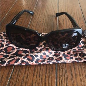Vera wang women’s sunglasses